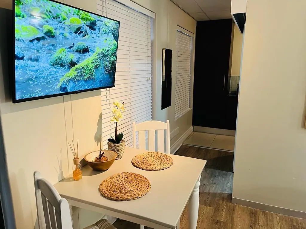 Eden On The Bay Studio 67B Bloubergstrand Daire