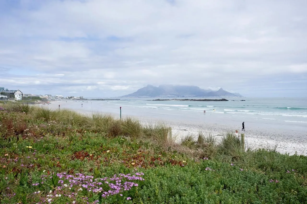 Eden On The Bay Studio 67B Bloubergstrand Güney Afrika